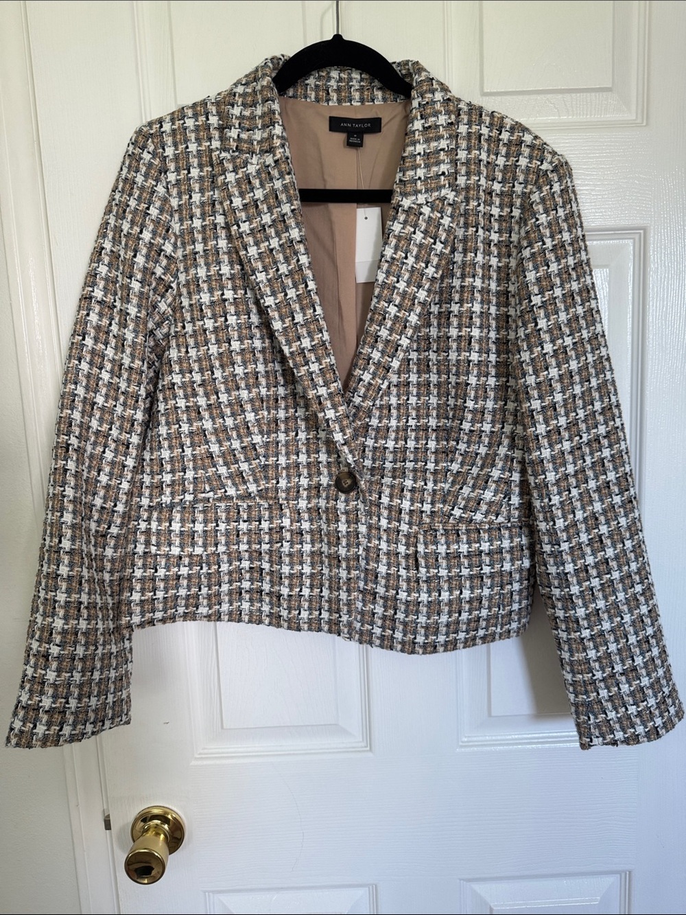 Ann Taylor tweed cropped jacket NWT